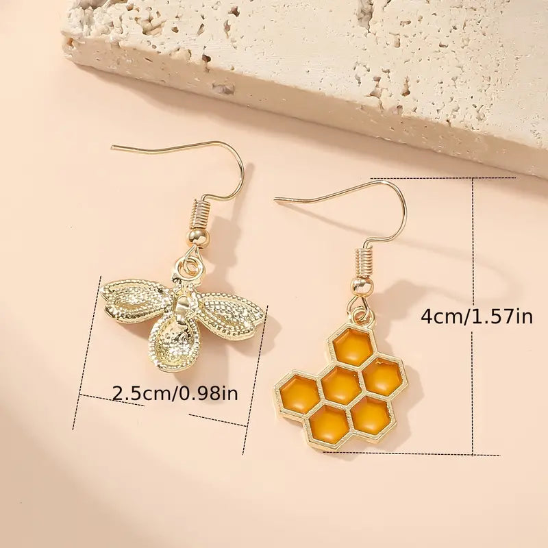 Asymmetric Honeycomb Earrings VIP