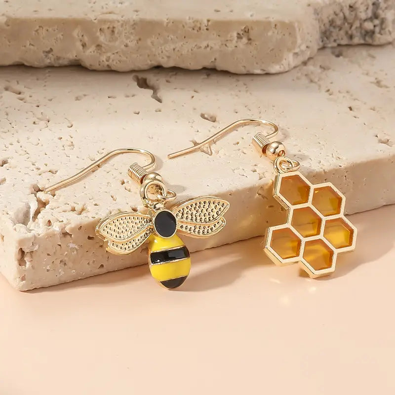 Asymmetric Honeycomb Earrings VIP